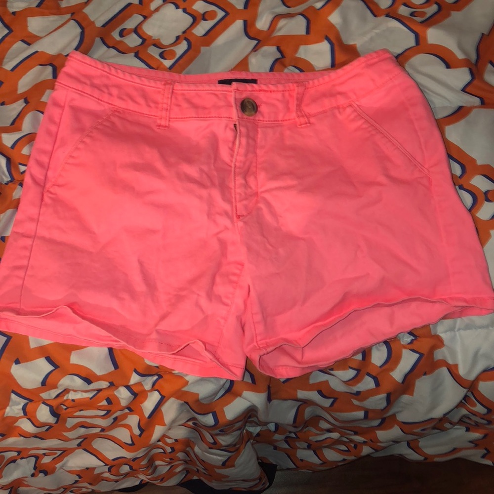 Pink khaki shorts